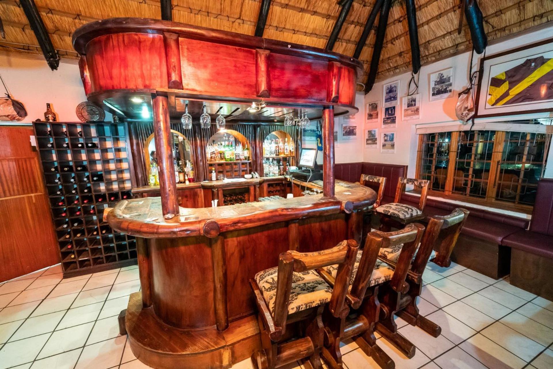 Gooderson Drakensberg Gardens Golf & Spa Resort Exterior photo